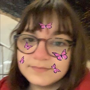 Meet your Posher, Ayla